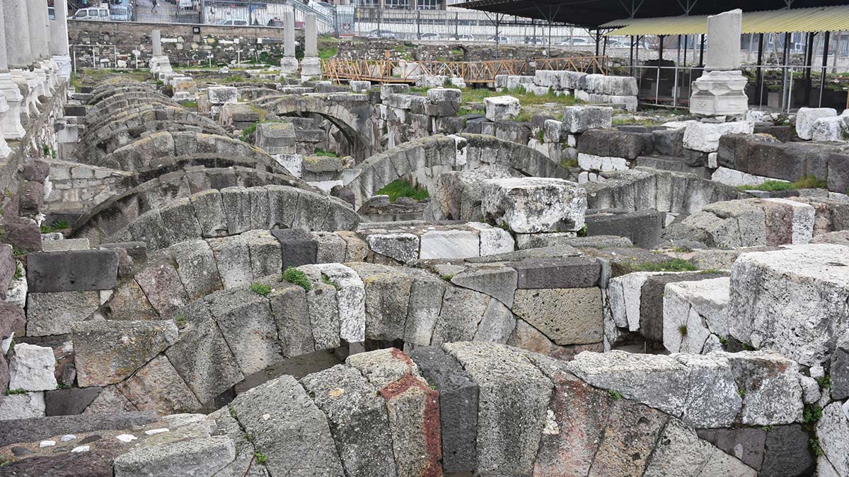 21 gemi grafitisi liman kentinin en somut örneği