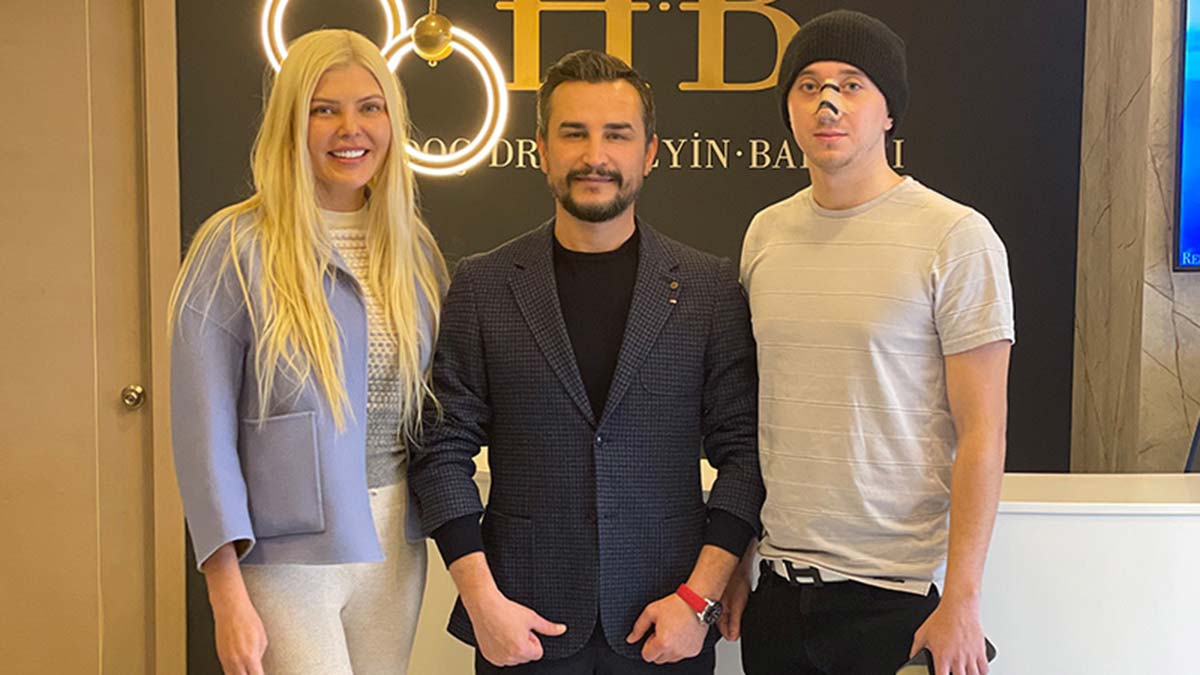 Doç. Dr. Hüseyin Balıkcı, sağlık turizminde referansın önemine dikkat çekerek açıklamalarda bulundu. Balıkci, burun ameliyatı sonrası hastaların 1 hafta içinde sürüntü testi verebileceğini sözlerine ekledi.