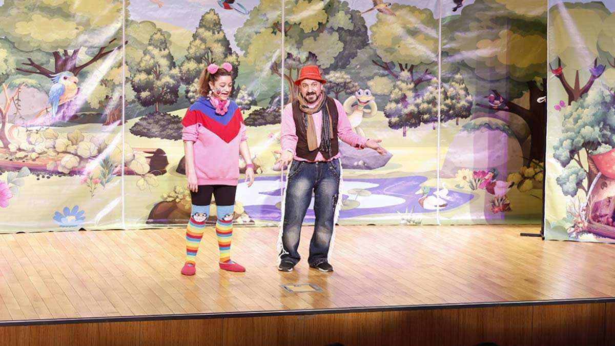 Doğa Zabıtası çocuk tiyatrosu çevre bilinci aşıladı