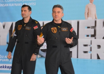 SOLOTÜRK pilotlarına yoğun ilgi