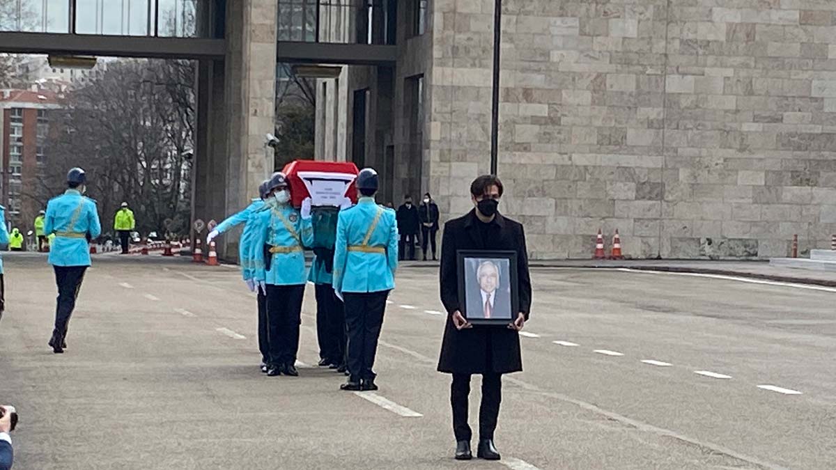 Sadi Somuncuoğlu için Meclis'te tören