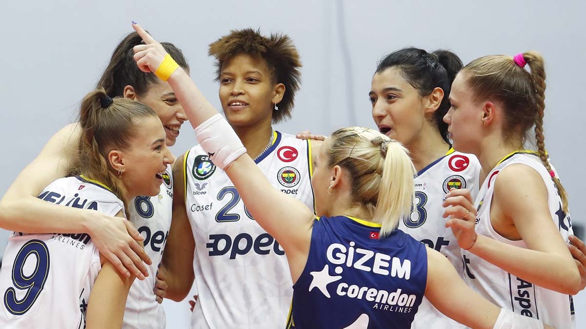 Fenerbahçe Opet Şampiyonlar Ligi'nde yarı finale yükseldi