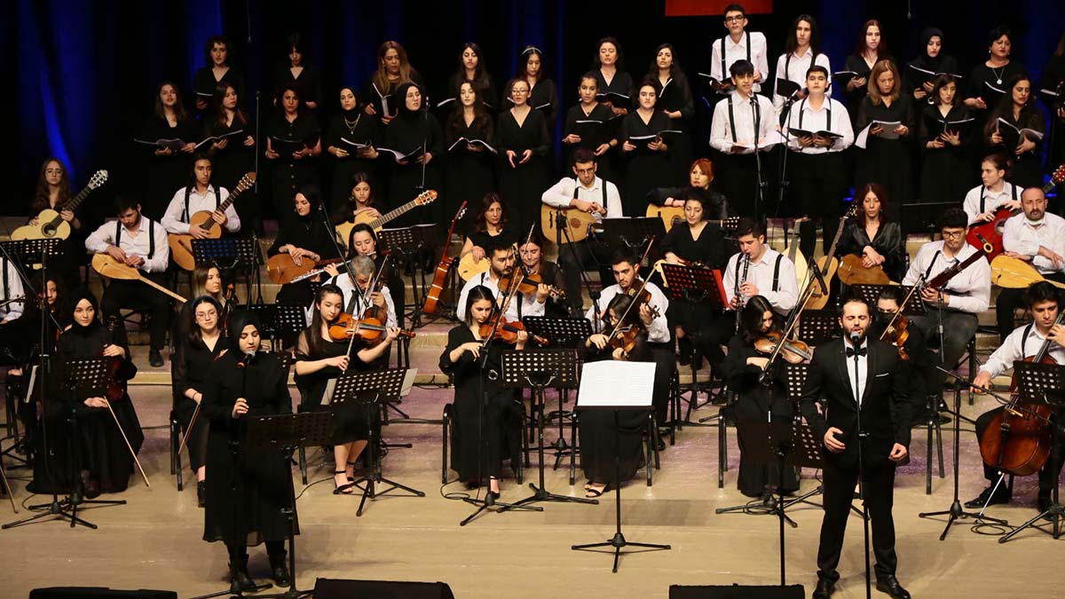 Gaziosmanpaşa Senfoni Orkestrası ilk gösterisini sundu