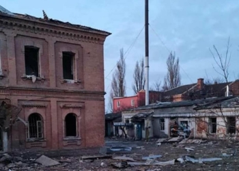 Tarihi itfaiye binası bombardımandan tahrip oldu