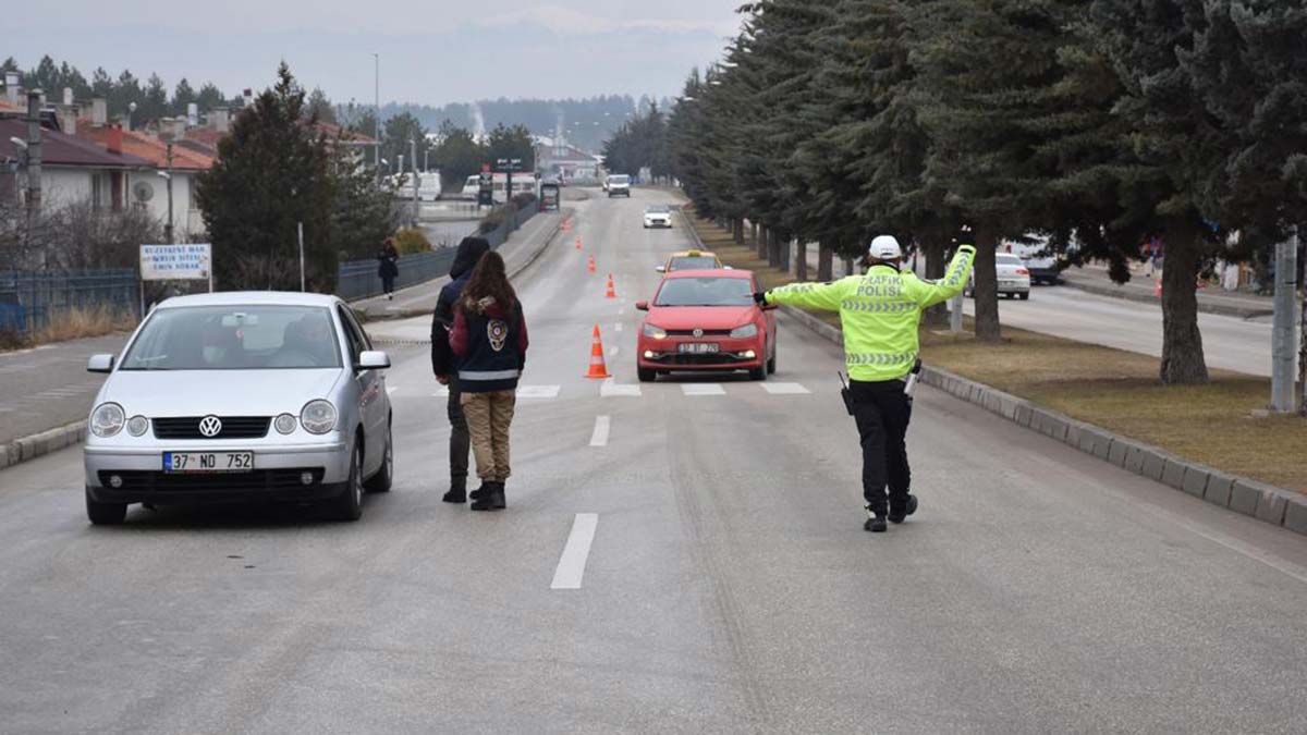 Huzurlu Sokaklar Uygulamasıyla 1126 kişi yakalandı