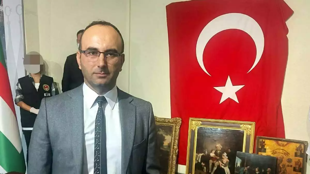 İzmir müze müdürü hünkar keser görevden alındı
