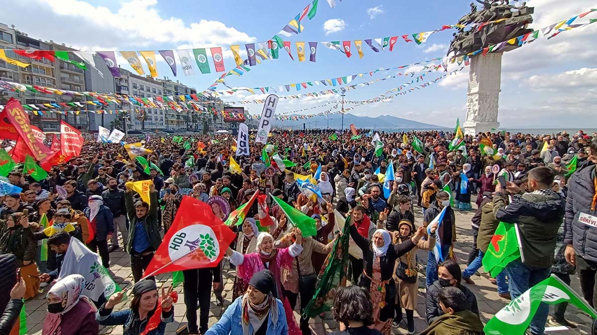 Nevruz kutlamasında 45 gözaltı