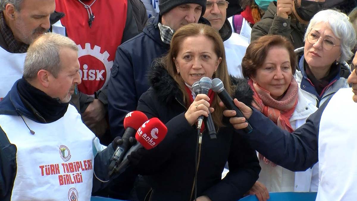 Kadıköy'de Tıp Bayramı yürüyüşü