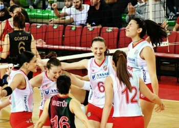 Karşıyaka'nın hedefi final