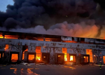 Kiev'de donmuş gıda deposu bombalandı