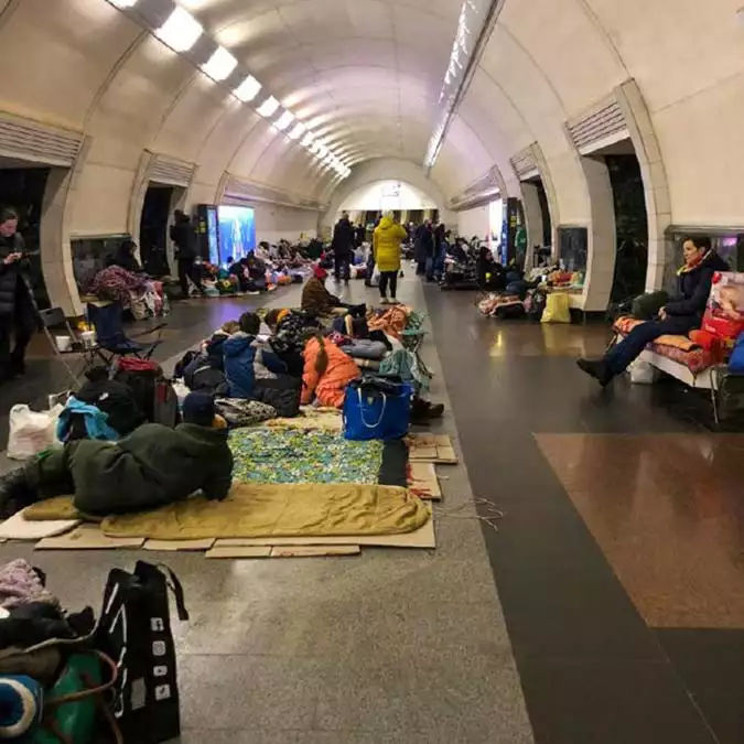 Kiev'de metro istasyonlarında gergin bekleyiş