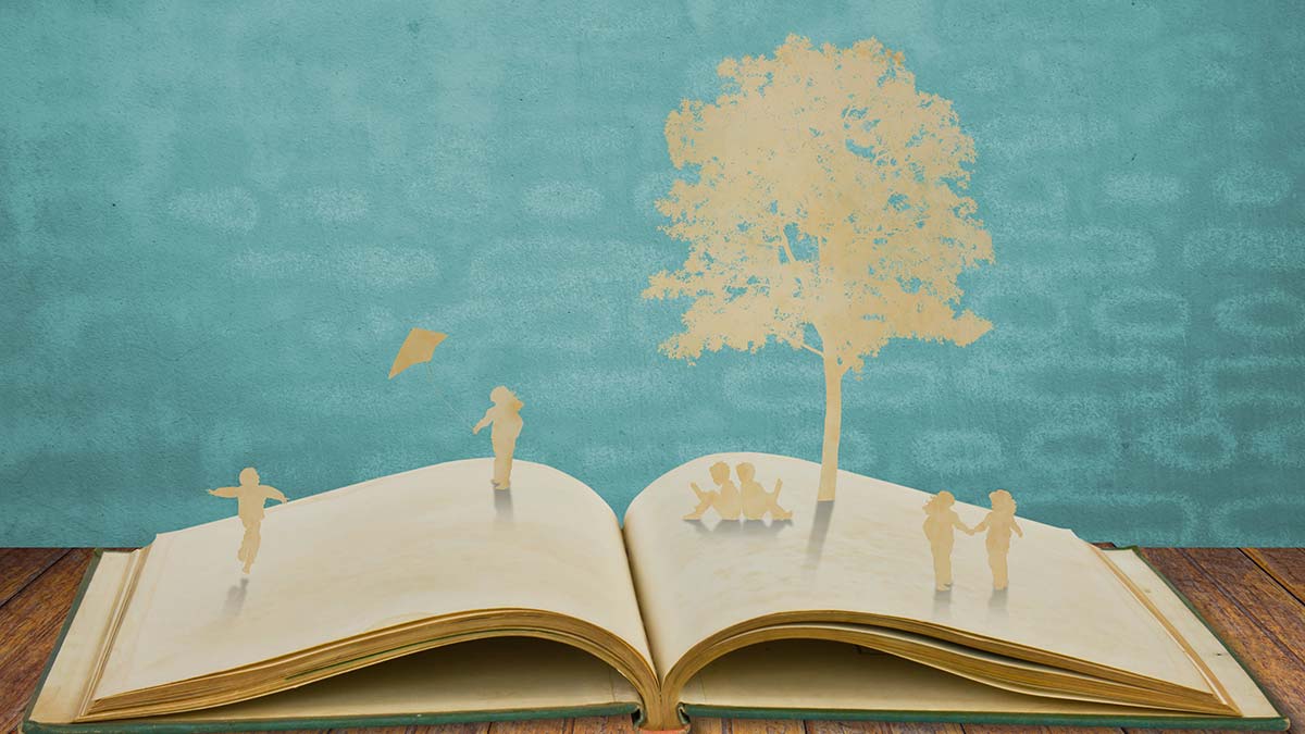 Kimbilir belki de, her şey kitaplarda saklı