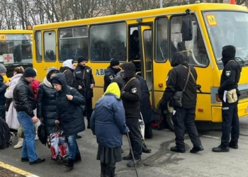 Kiev'de kadın ve çocukların tahliyeleri sürüyor