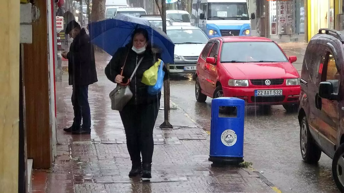 Meteoroloji'den soğuk ve yağışlı hava uyarısı