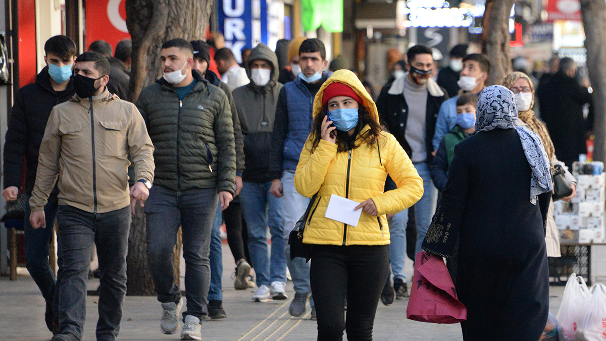 Maskeler çıkınca üst solunum yolu enfeksiyonları arttı