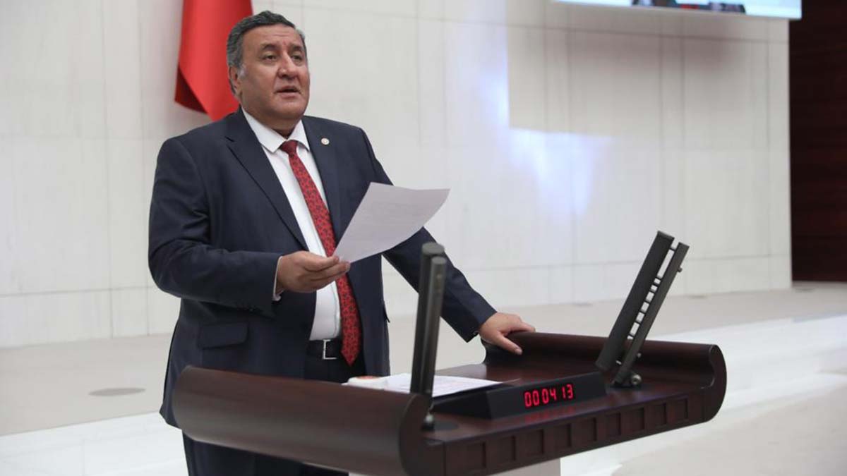 Yüzbinlerce taşeron işçi kadro bekliyor