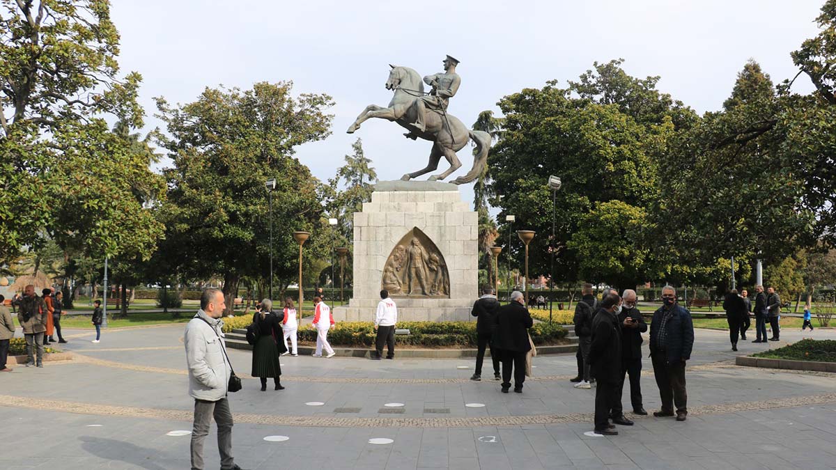 Samsun'da Milli Mücadele'nin simge eserlerinden Onur Anıtı'na saldıran kuzenlere 'alt sınırdan uzaklaştırılarak' ceza talebi
