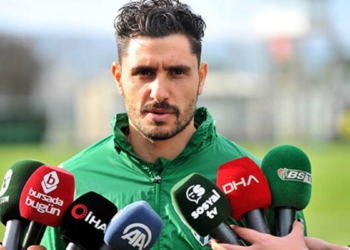 Özer Hurmacı futbolu bıraktı