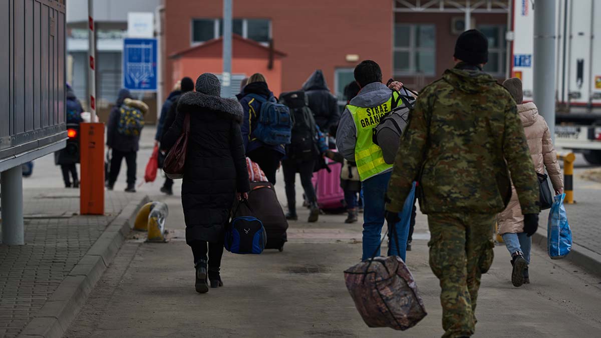2 milyon Ukraynalı Polonya'ya giriş yaptı