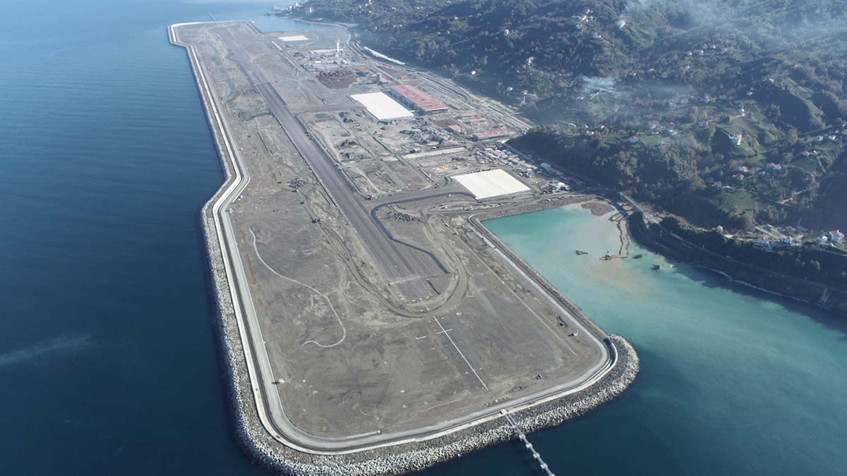 Rize-Artvin Havalimanı'nda deneme uçuşları