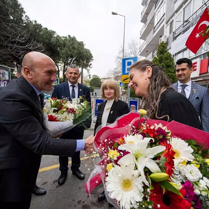 Başımızın üzerinde yeriniz var