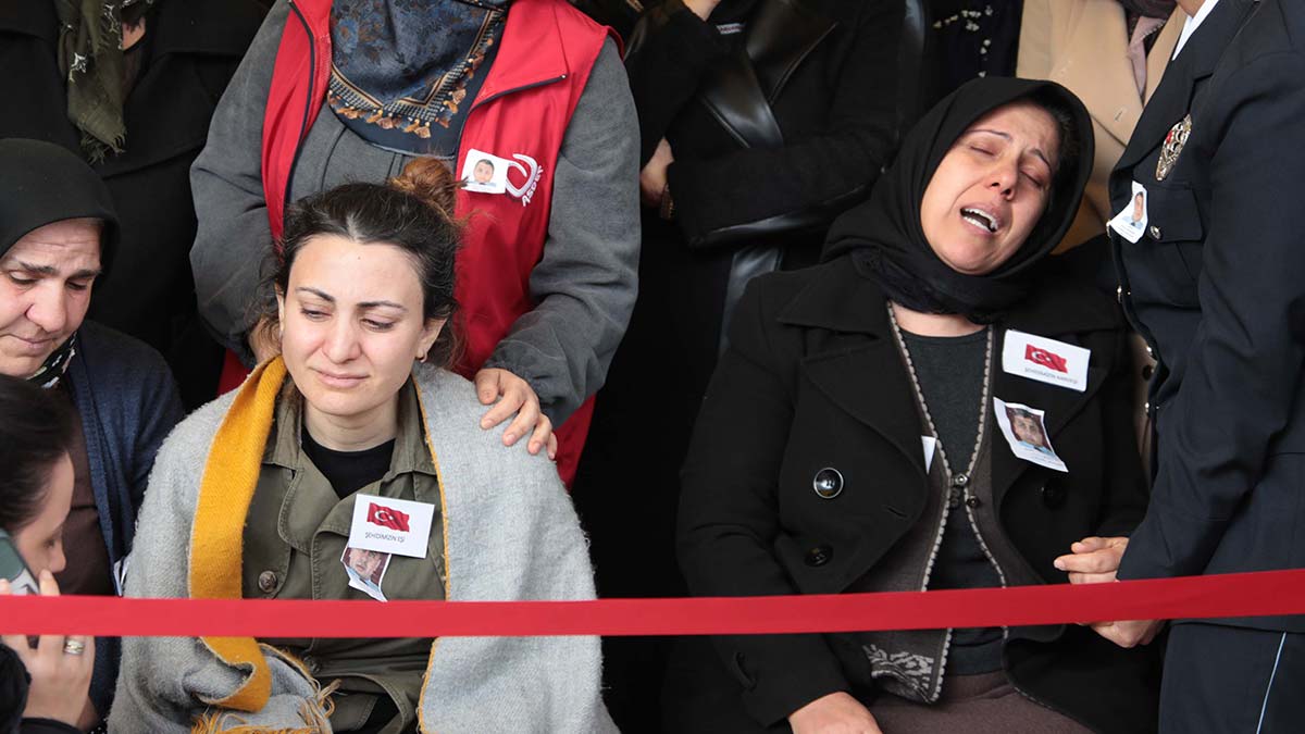 Şehit polis Cemal Bozkurt toprağa verildi