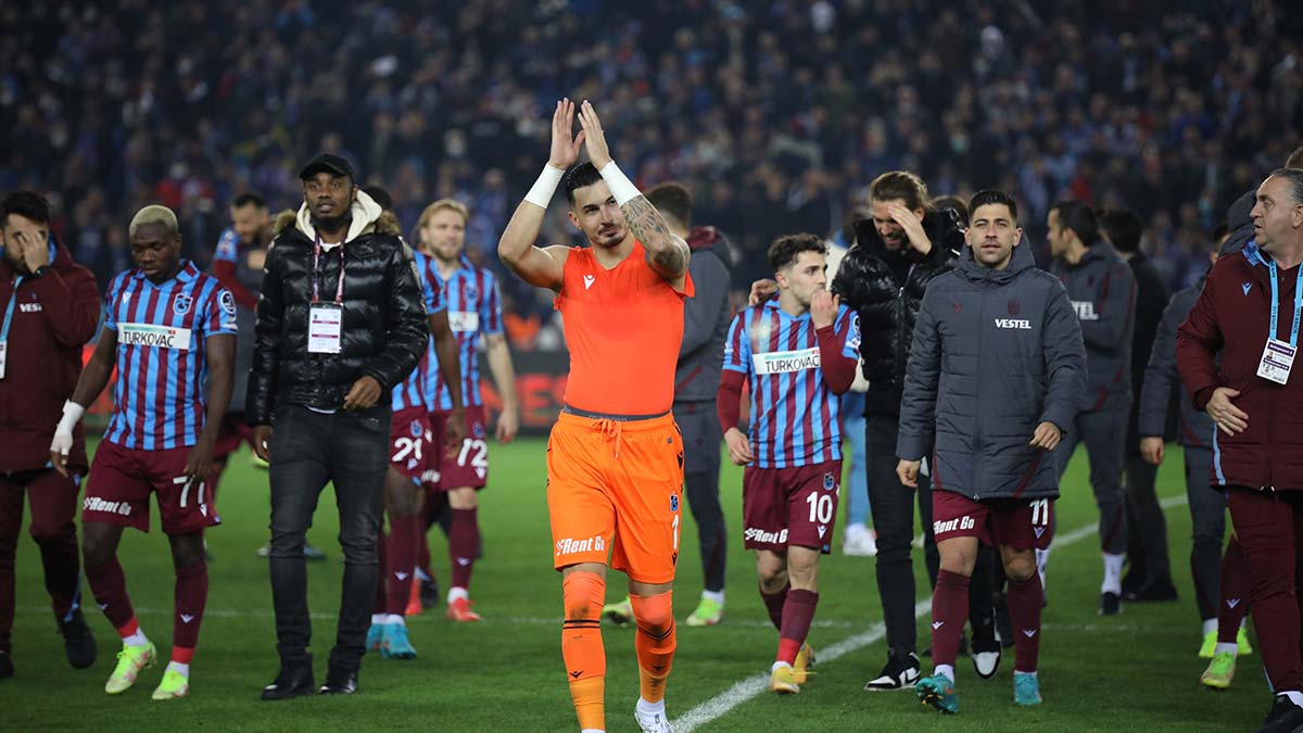 Trabzonspor ile Fenerbahçe karşılaşmaya hazırlanıyor