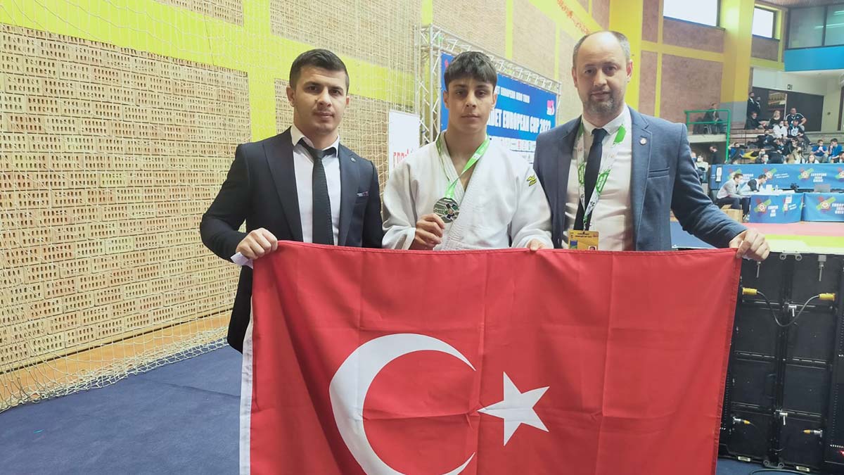 Ümit Milli Judo takımı kupayı 2'ncilikle tamamladı