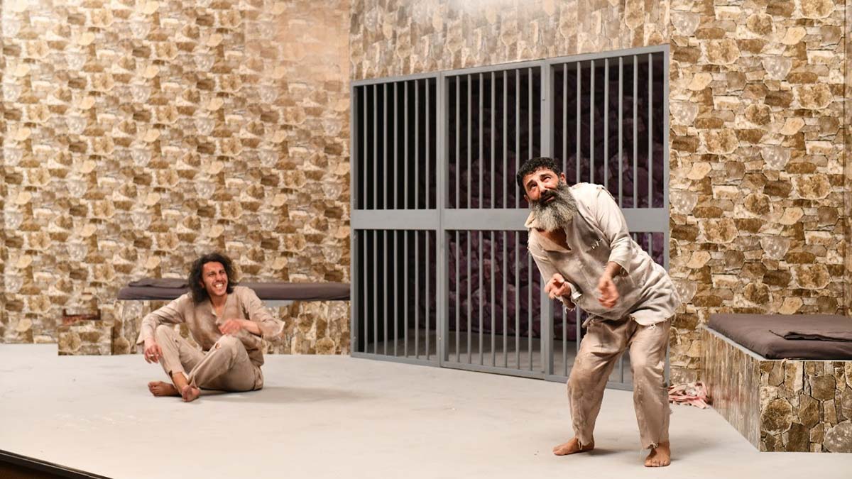 Çiğli Belediye Tiyatrosu sezon açılışını ADA ile yaptı