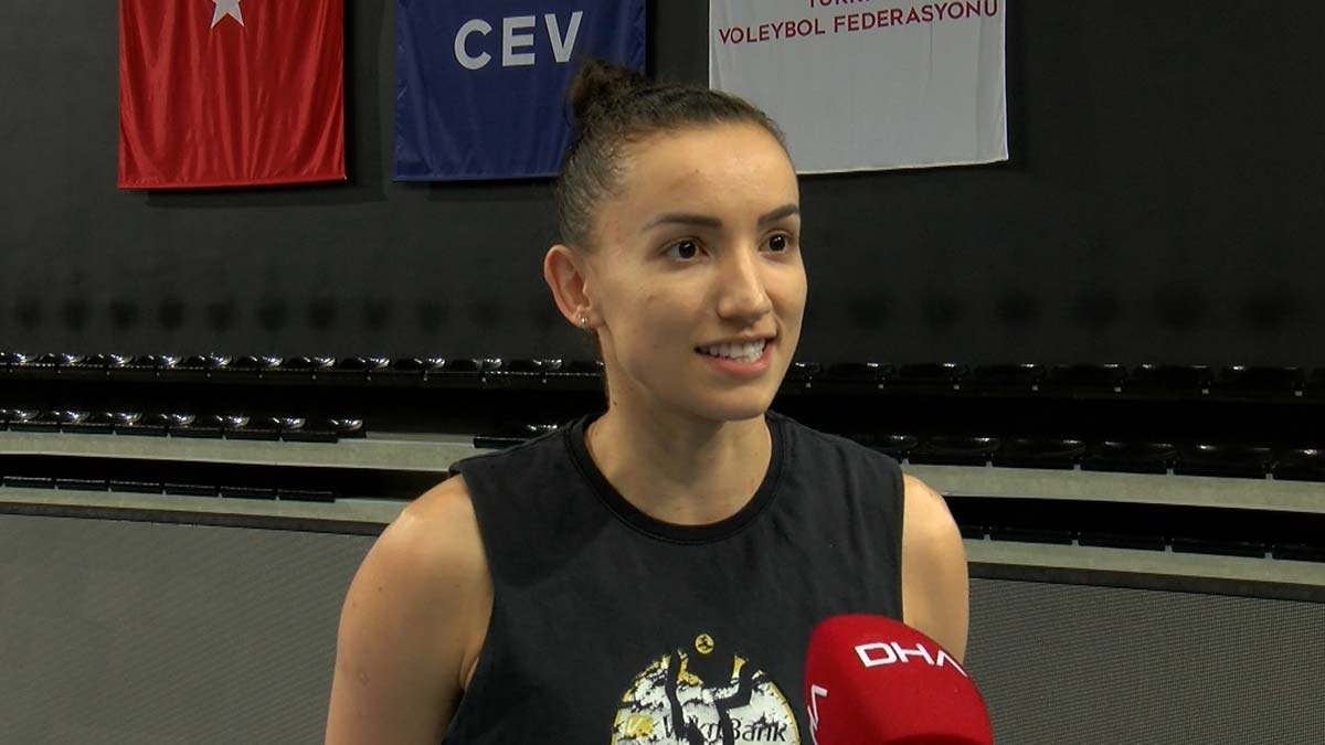 VakıfBank ile Fenerbahçe Opet karşı karşıya gelecek