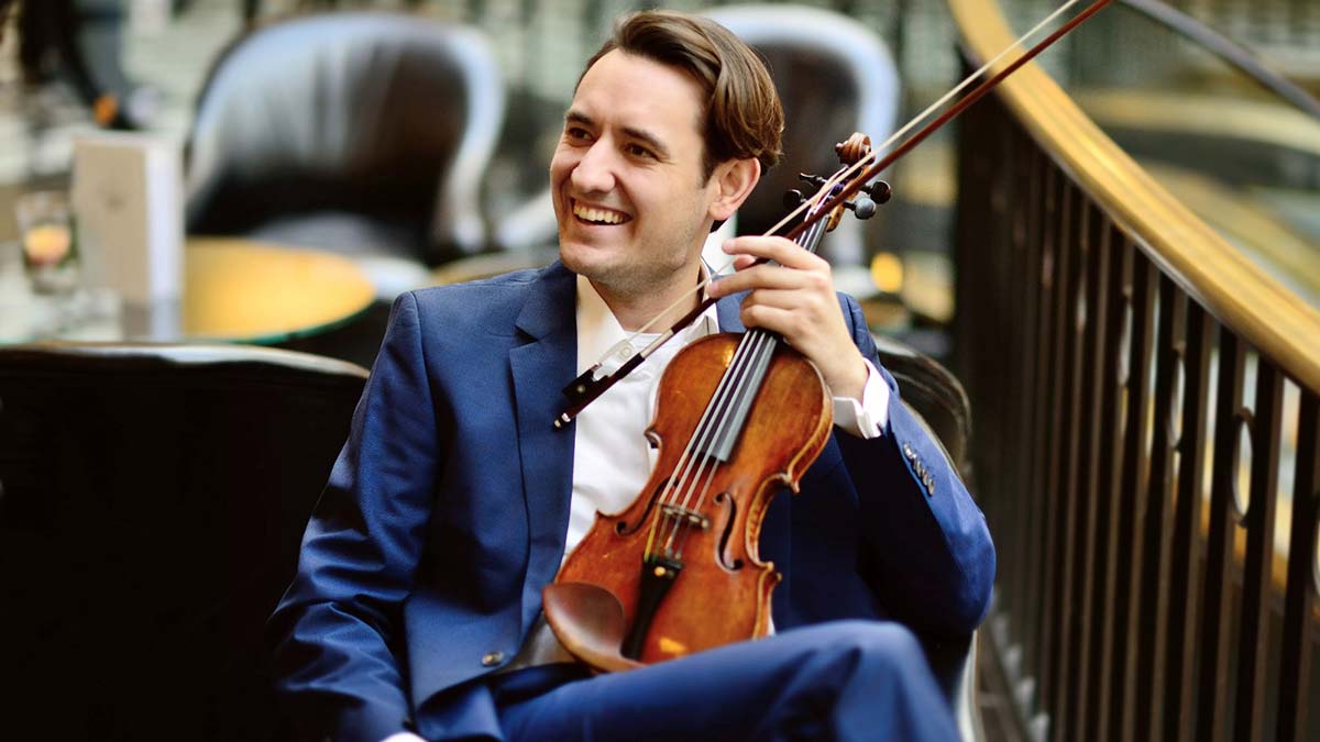 Önder Baloğlu kemanıyla büyüledi