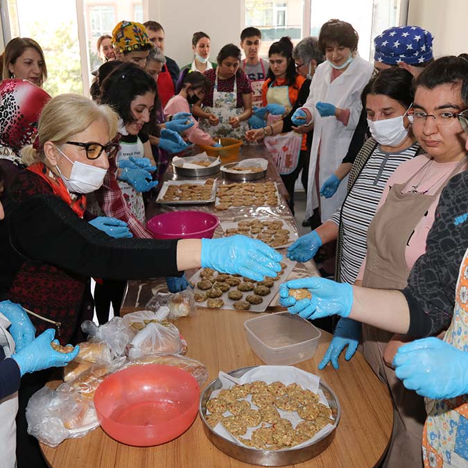 'Geleceğe Umut Atölyeleri Projesi' eğitimi