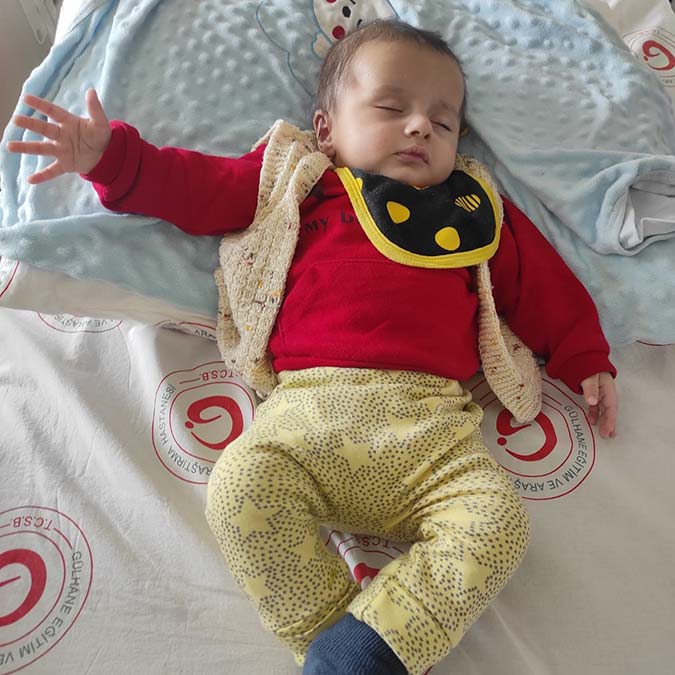 Asaf bebeğin beynini saran tümör temizlendi