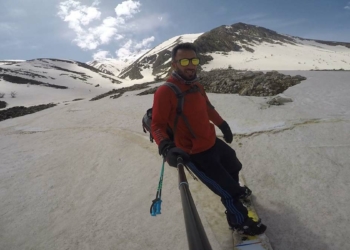 3 bin 550 rakımlı Artos Dağı'nda snowboard