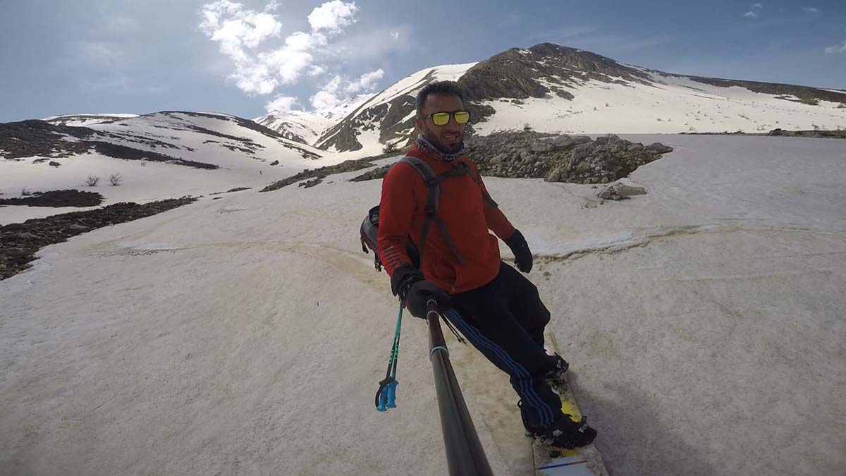 3 bin 550 rakımlı Artos Dağı'nda snowboard