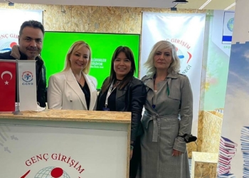Üniversiteliler staj fikrine sponsor ve iş istedi