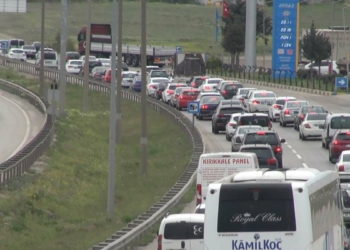 43 ilin geçiş noktası Kırıkkale'de bayram trafiği