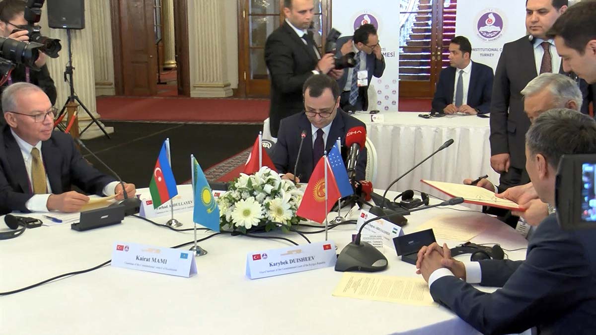 5 ülke arasında 'Türk-Ay' konferansı kuruldu