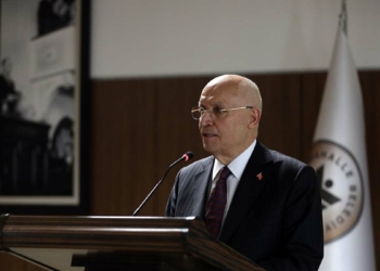 ASTOP’dan Başkan Yaşar’a Vefa Ödülü