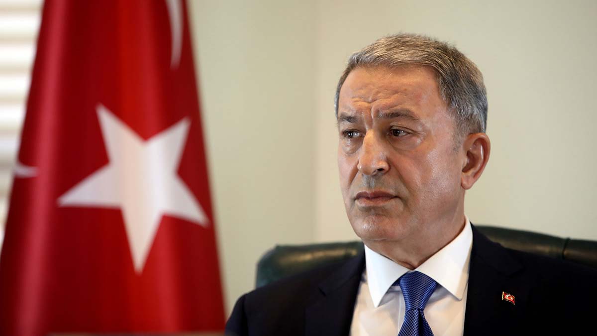 Akar: Mariupol'de olumlu gelişmeler bekliyoruz