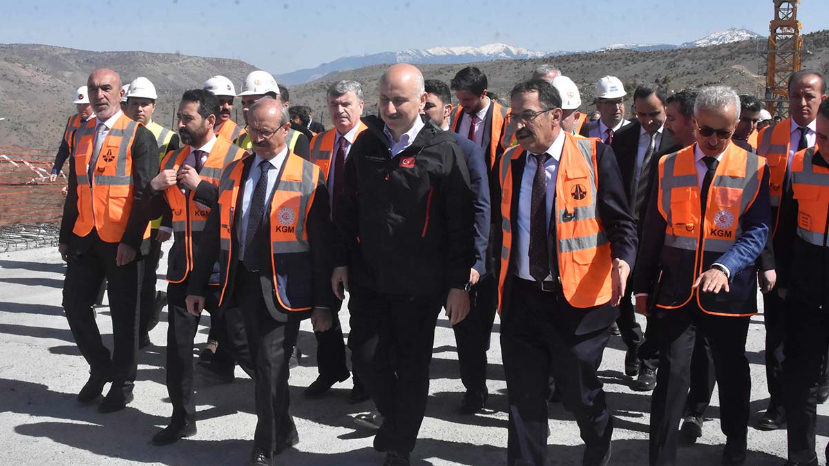 Akdeniz ile İç Anadolu'yu birbirine bağlıyoruz