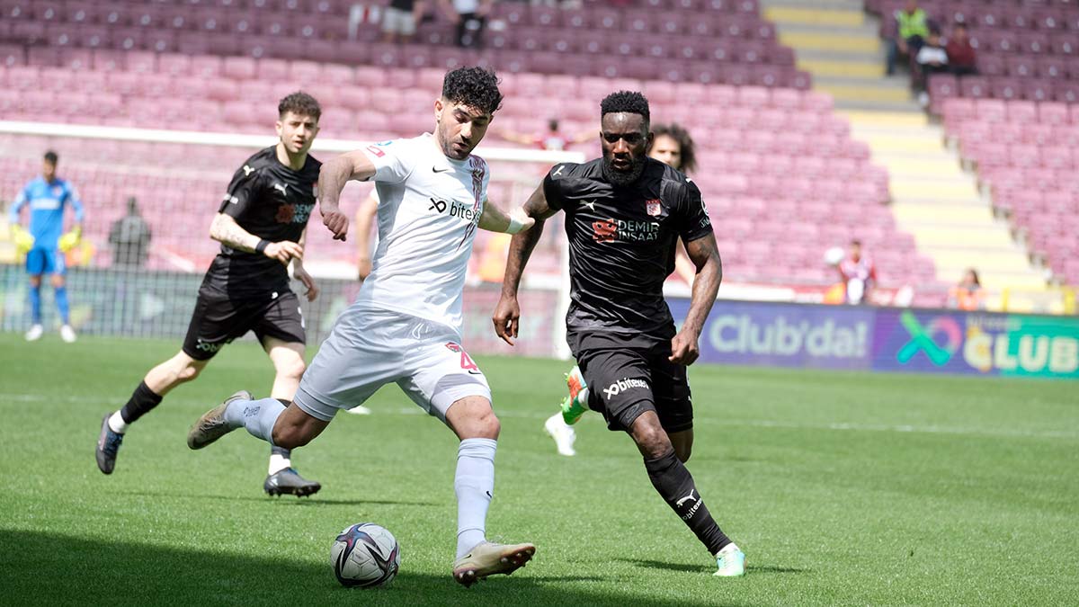 Atakaş Hatayspor - Demir Grup Sivasspor: 1-1