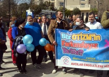 Avcılar’daki otizmli gençler ve aileleri yürüdü