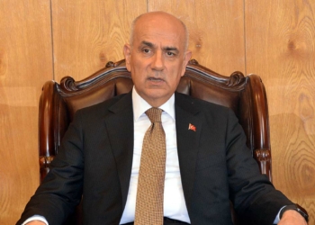Aziz millet hizmetin en iyisini hak ediyor