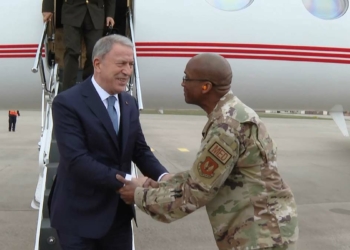 Bakan Akar, Ramstein Hava Üssü’nde