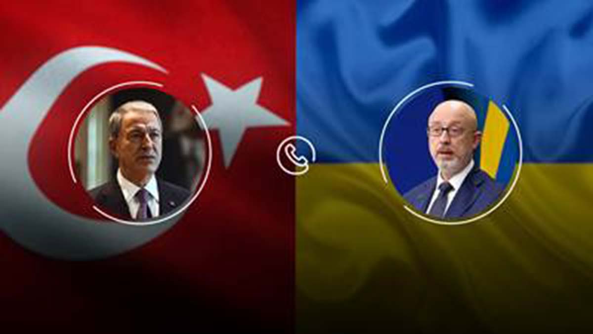 Bakan Akar Ukraynalı mevkidaşı ile görüştü