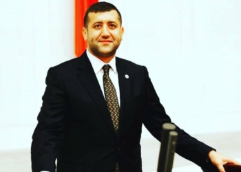 Baki Ersoy, MHP'den istifa etti