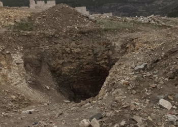 Bayrak direği kazısında sarnıç çıktı