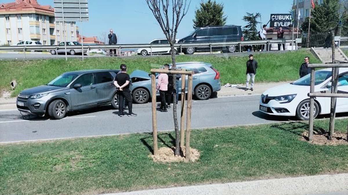 Beşiktaşlı futbolcu Montero kazaya karıştı