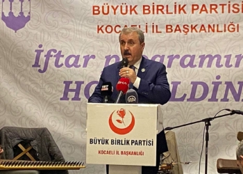 Bunların derdi milleti ayaklandırmaya çalışmak